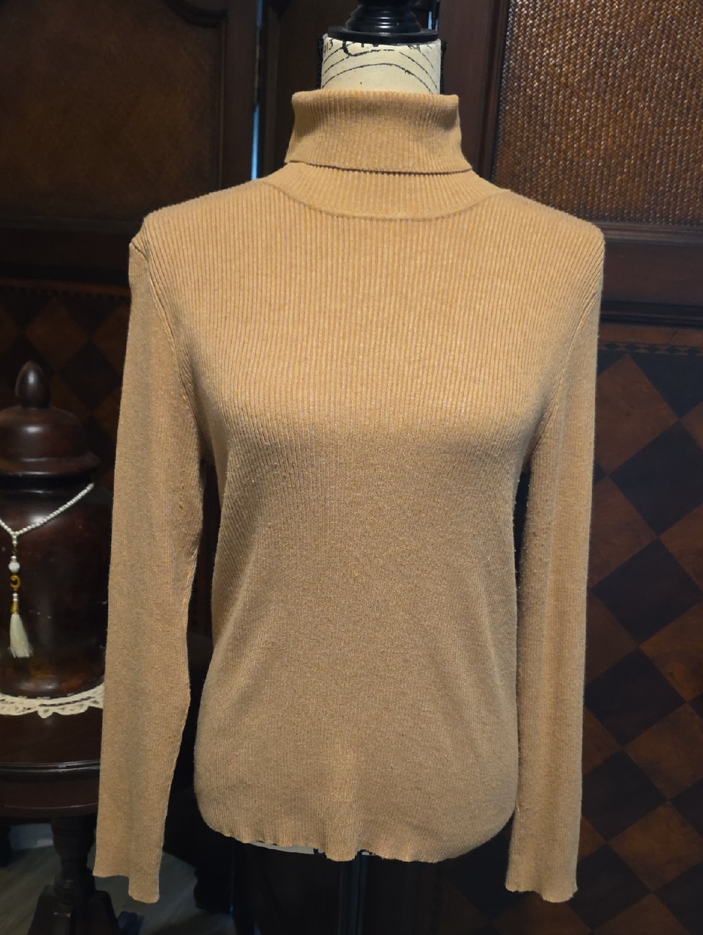 Chico's Ribbed Turtleneck Sweater in Camel Brown